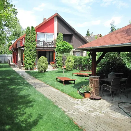 Zrinyi Haz 公寓 Szántód